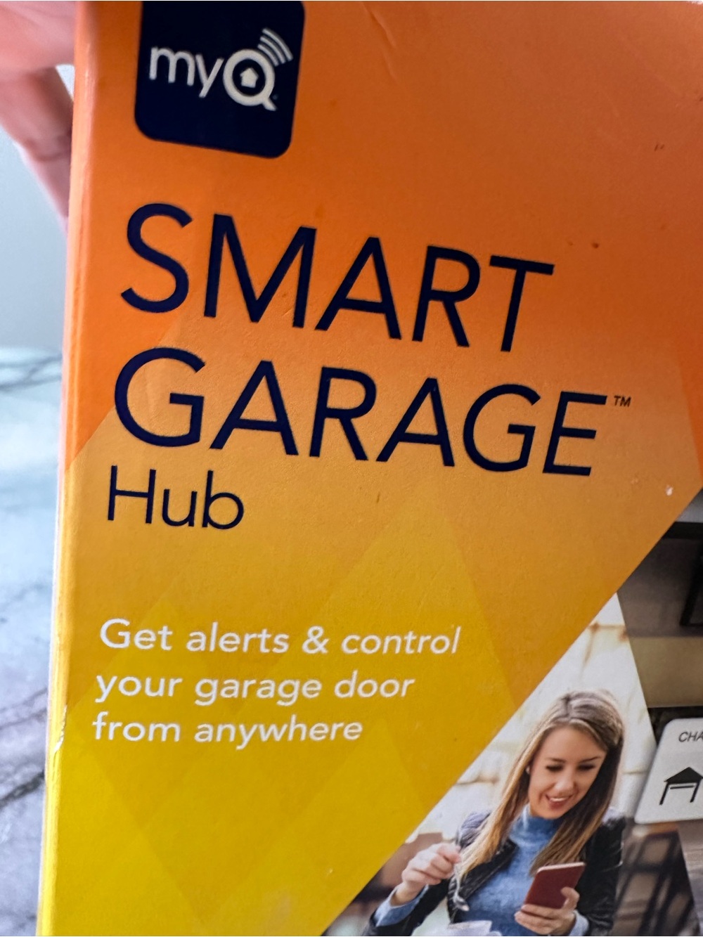 Smart Garage Hub - - Picture 2 of 11